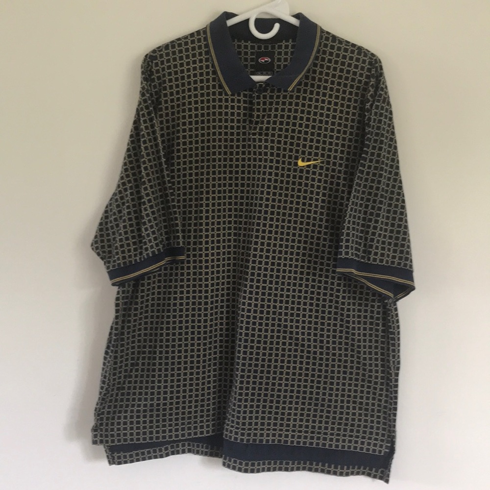 Nike Golf Shirt